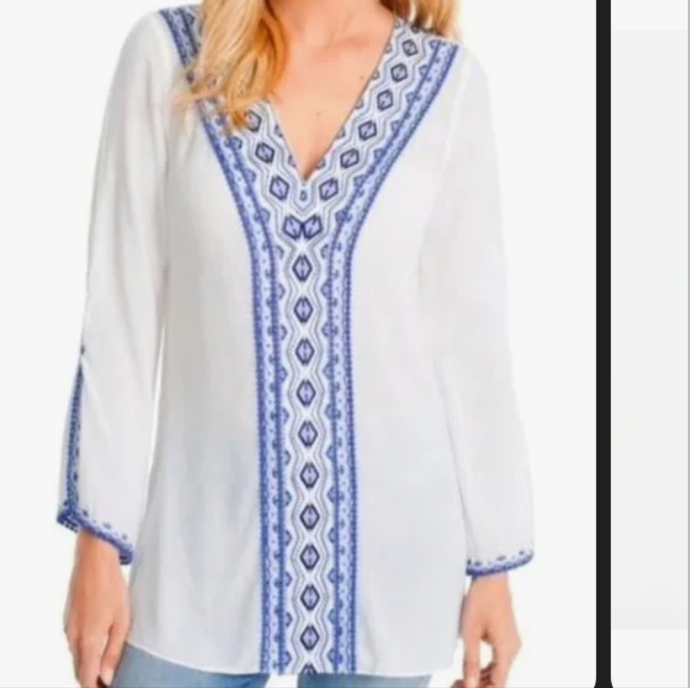WHITE HOUSE BLACK MARKET TUNIC WOMENS SZ 0 WHITE BLUE EMBROIDERY V NECK PULLOVER